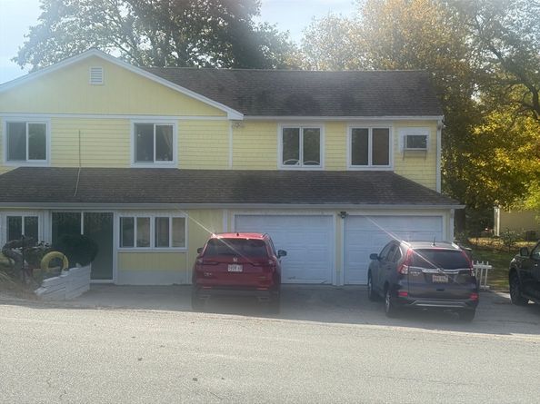 261 Washington St, Pembroke MA 02359