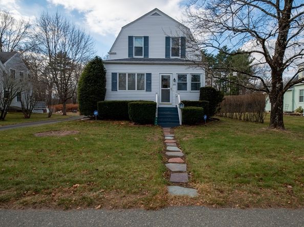 353 Plymouth St, Abington MA 02351