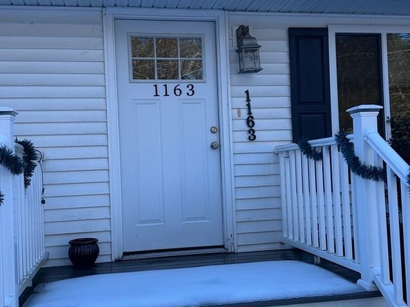 1163 Whipple Rd, Tewksbury MA 01876