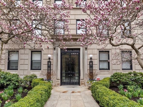 100 Beacon Street 6, Boston MA 02116