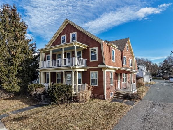 123-125 N Franklin St, Holbrook MA 02343