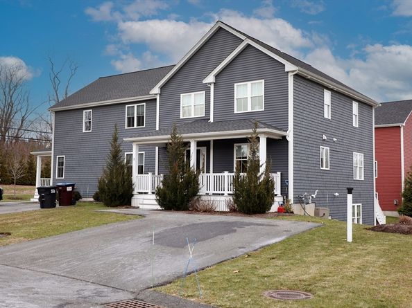 3 Old Field Way 3, Lakeville MA 02347