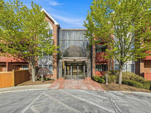 100 Rosemary Way 324, Needham MA 02494