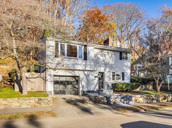 73 Lockwood Rd, Lynn MA 01904