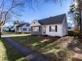 3-A Veterans Memorial Dr