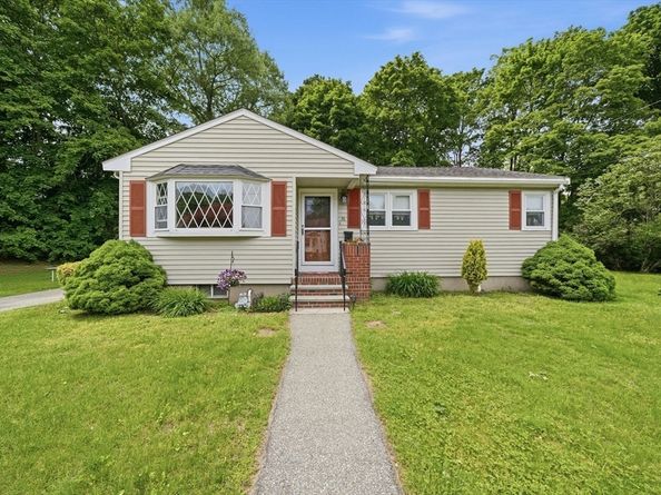 36 Ellis Street, Woburn MA 01801