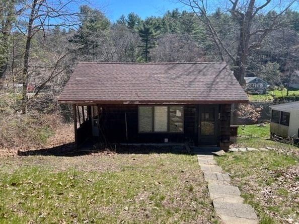 185 Nugget Dr, Charlton MA 01507