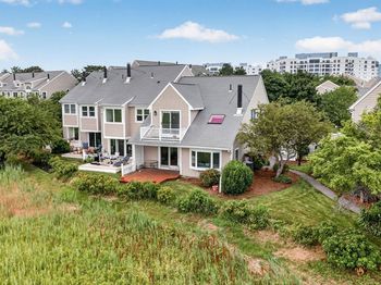19 Schooner Ln