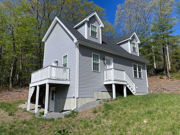122 Swan Ave, Fitchburg MA 01420