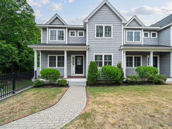 205 Elm St