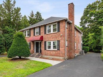 991 Main St