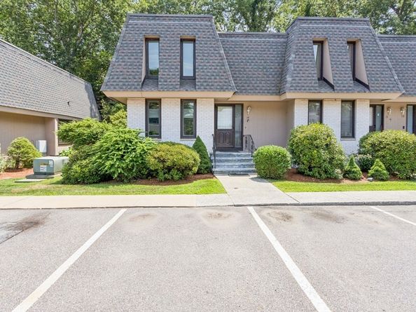 14 Grove Square 14, Randolph MA 02368