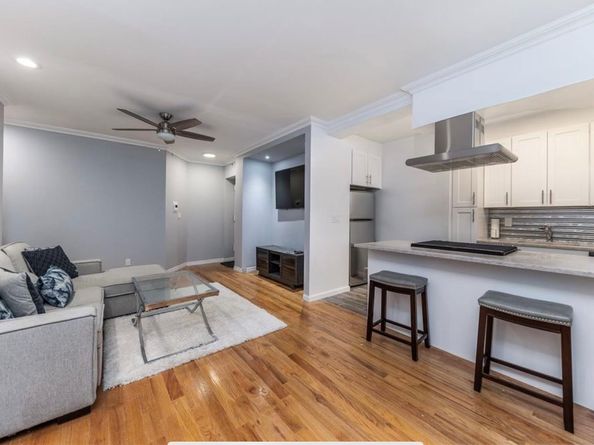 25 W Broadway 115, Long Beach NY 11561