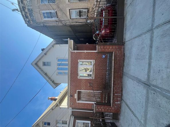 88-07 74 Place, Woodhaven NY 11421