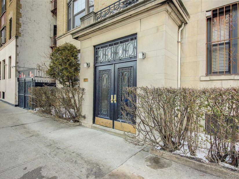 33-11 82nd Street 51, Jackson Heights NY 11372