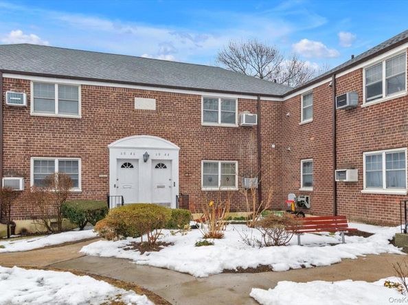 60-44 Little Neck Parkway 3862, Little Neck NY 11362