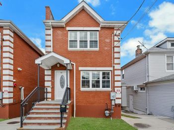 820 Hollywood Avenue