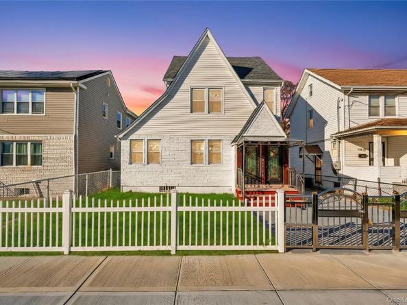 192-23 116th Road, Saint Albans NY 11412