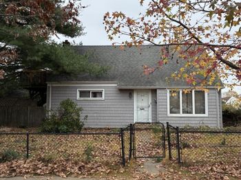 1047 Windermere Road