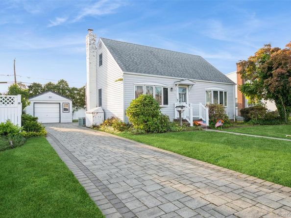 107 Cardinal Road, Levittown NY 11756