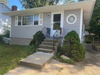 10 Cedarhurst Avenue