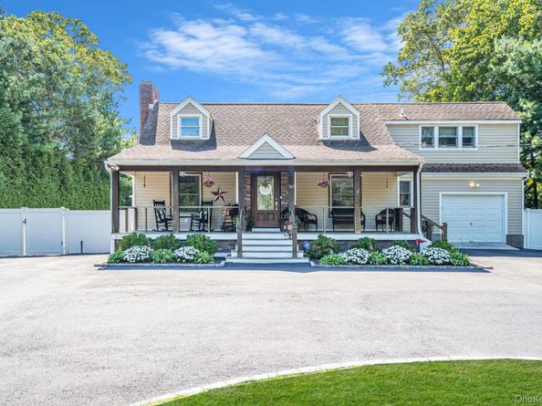 183 Old Country Road, Speonk NY 11972