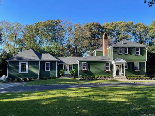 5 Wendover Road, Setauket NY 11733