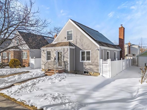 163-37 20th Avenue, Whitestone NY 11357