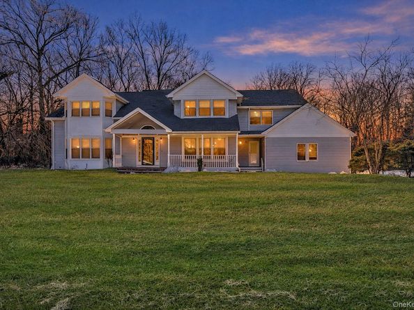 1944 Wading River Manor Road, Wading River NY 11792