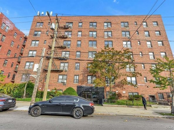 1040 Neilson Street 3D, Far Rockaway NY 11691