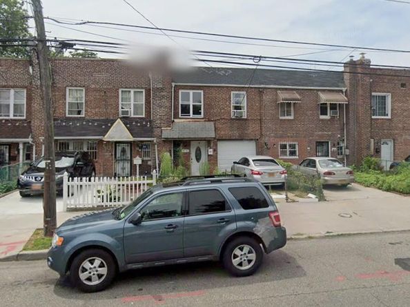 10210 189th Street, Hollis NY 11423