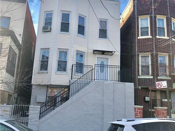 1823 Amethyst Street, Bronx NY 10462