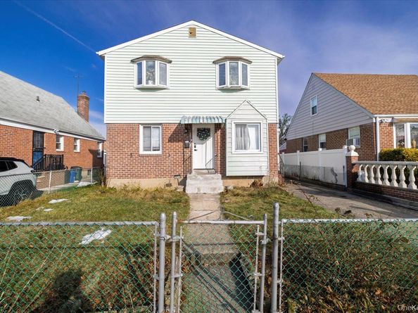 22731 111th Avenue, Queens Village NY 11429