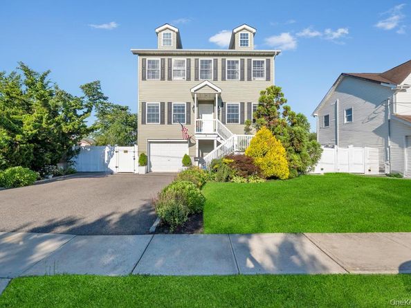 49 Lester Avenue, Freeport NY 11520