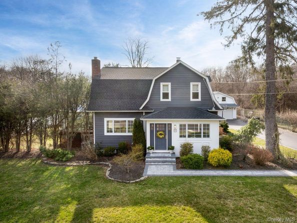 88 Astor Avenue, Saint James NY 11780