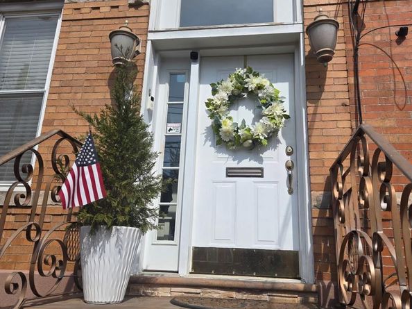 64-07 68th Street, Ridgewood NY 11385