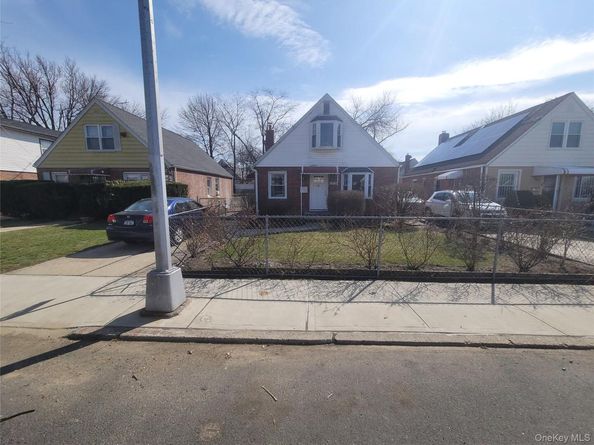 22726 113th Drive, Queens Village NY 11429
