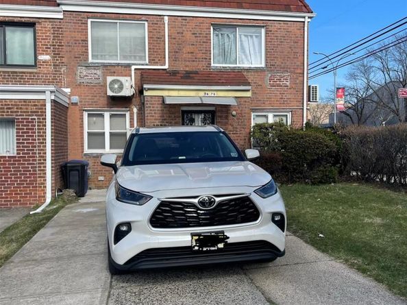 7679 172nd Street, Fresh Meadows NY 11366