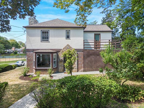 549 Park Avenue, Yonkers NY 10703