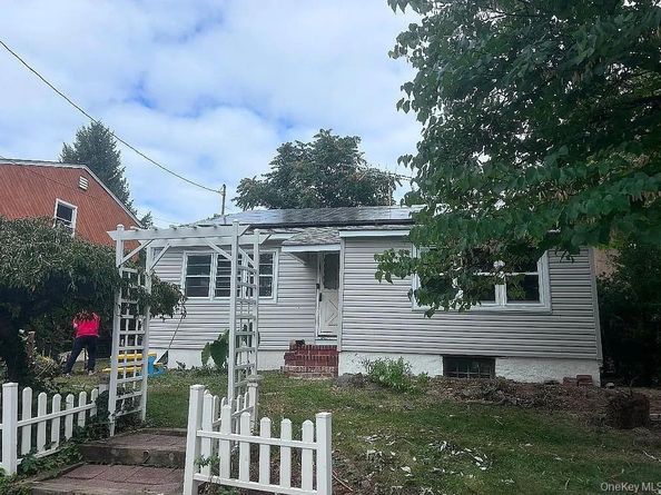 2 Margaret Lane, Huntington NY 11743