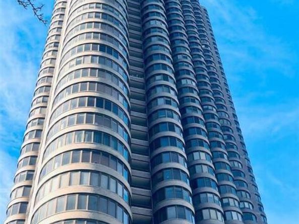 330 E 38th Street 53K, New York (Manhattan) NY 10016