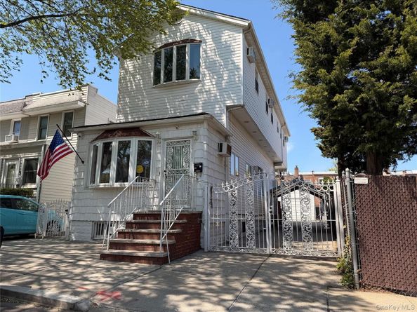 8835 75th Avenue, Glendale NY 11385