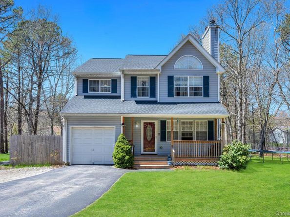 343 Oak Avenue, Riverhead NY 11901