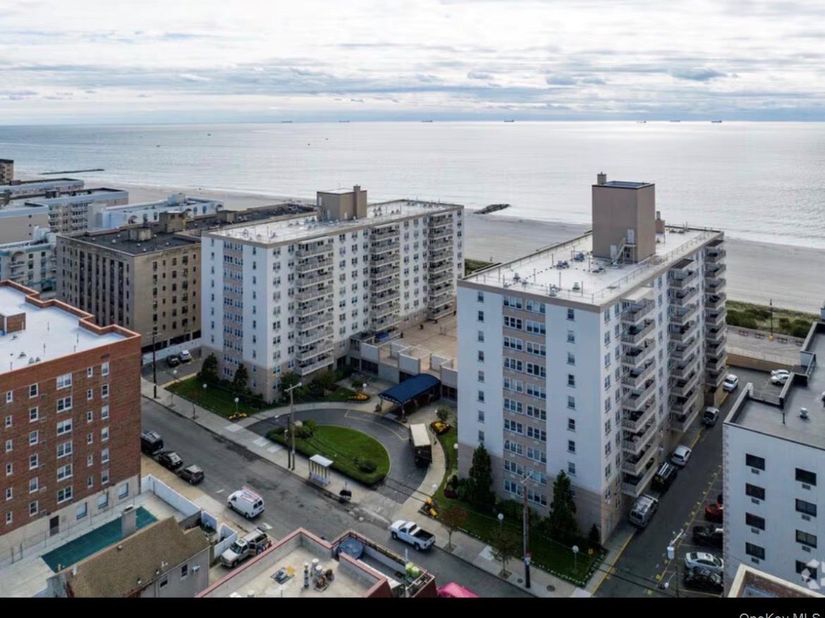 450 Shore Road 4 H, Long Beach NY 11561