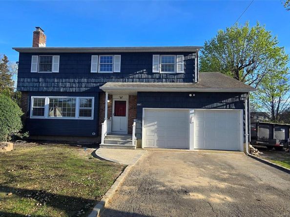 37 E 14th Street B, South Huntington NY 11746