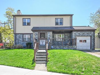 223-14 Kingsbury Avenue
