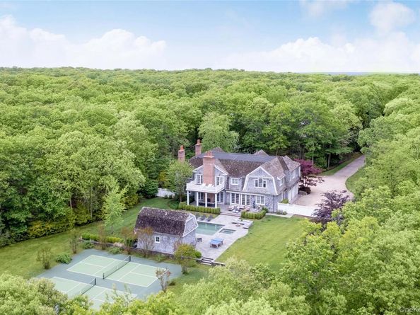 486 Middle Line Highway, Bridgehampton NY 11932