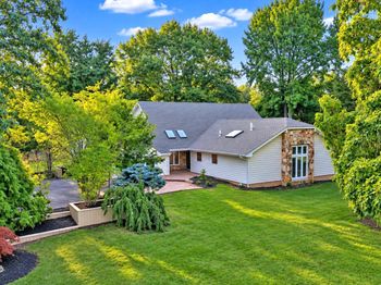 6 Cedarfield Terrace