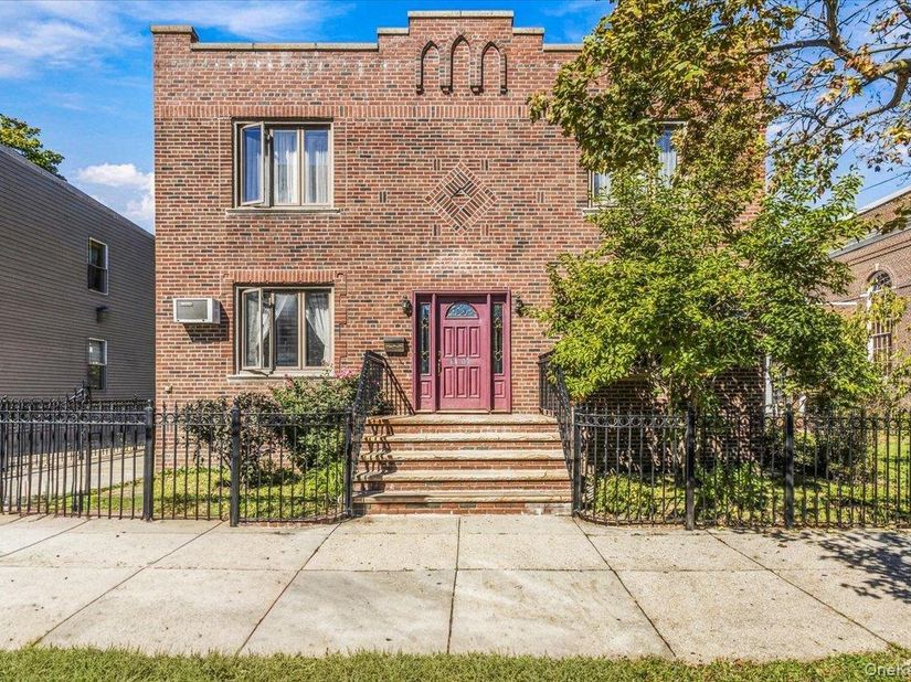 6409 Catalpa Avenue, Ridgewood NY 11385