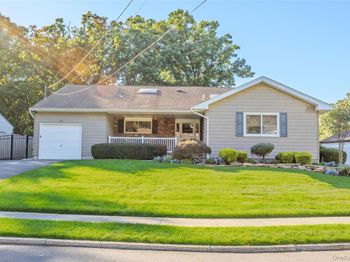 24 Kingswood Drive